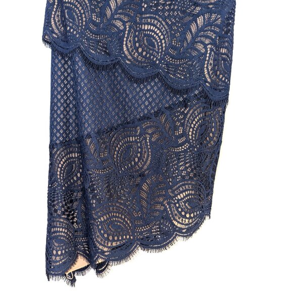 BCBGMaxAzria | Alisha Lace One Shoulder Asymmetrical Dress in Navy | Size 2 - Picture 7 of 14